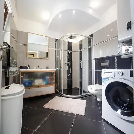 Nikola Апартаменты Матульи