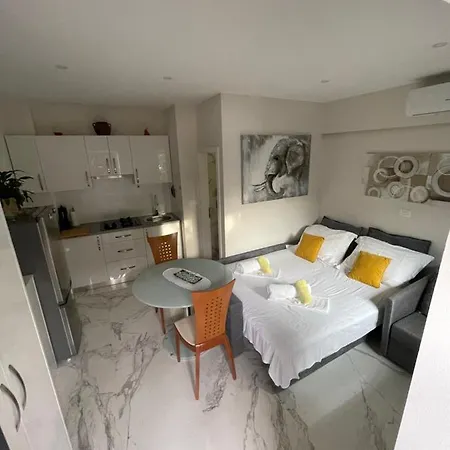 Nikola Appartement
