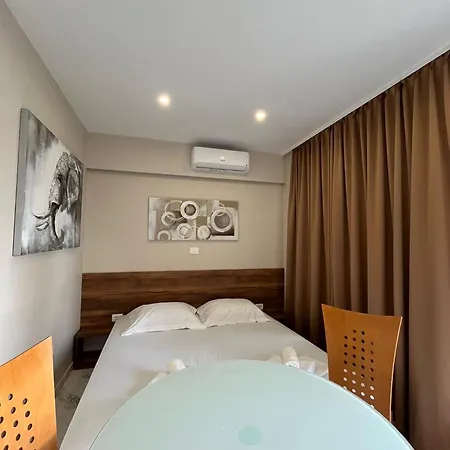 Nikola Apartamento *